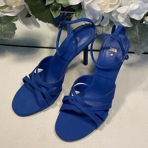 Zara Women's Vibrant Blue Heels